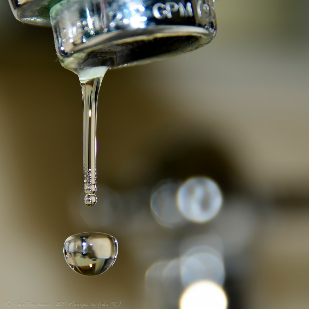 La goutte d'eau qui fait déborder la théière